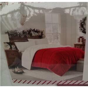 North Pole Reversible Ultra Faux Mink & Sherpa Full/Queen Comforter